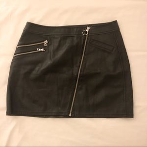 Express leather skirt